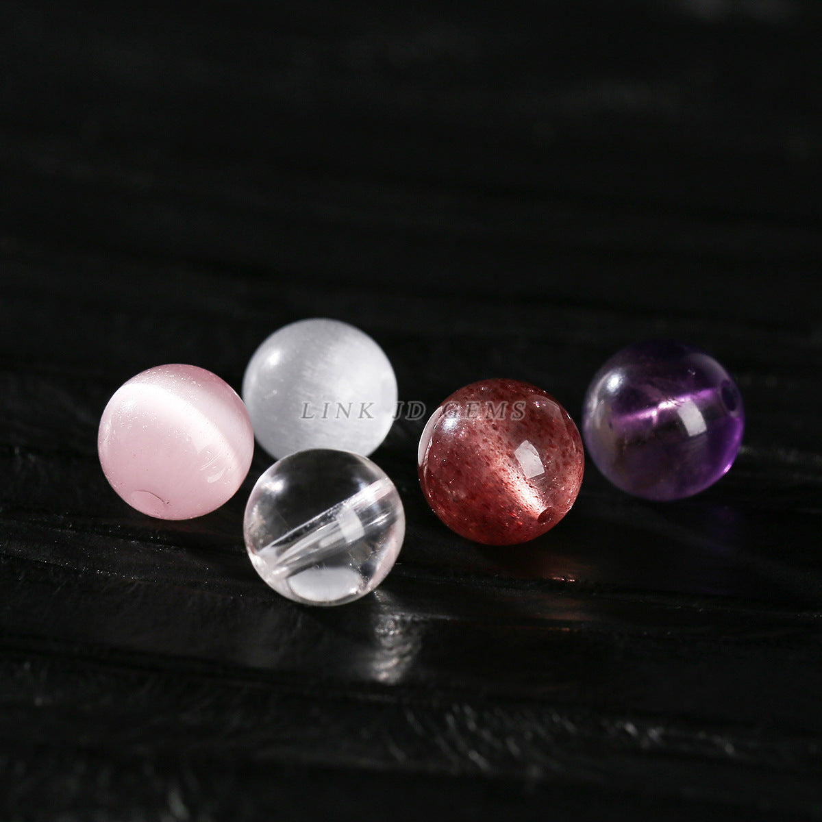 Jingdian Jewelry, Natural Crystal Loose Beads Agate Round Beads Handmade DIY Bracelet Cinnabar Accessories Wood Beads work in progress